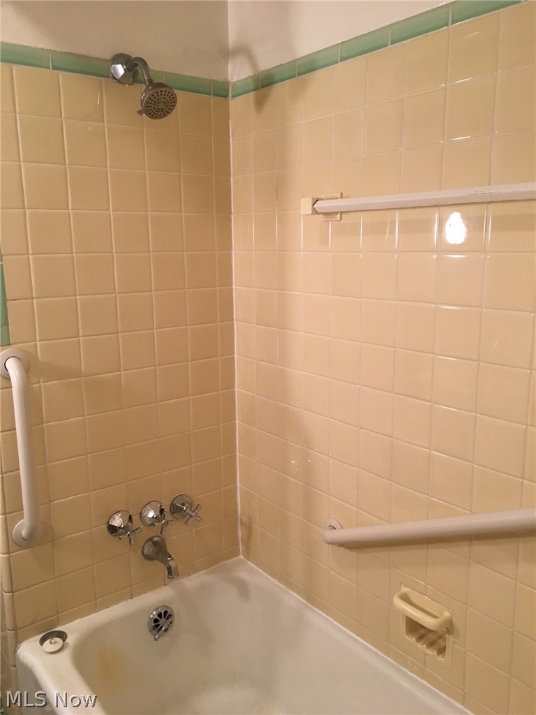 3452 Lynnfield Road Shaker Heights, OH 44122 - Photo 14 of 20 Downstairs