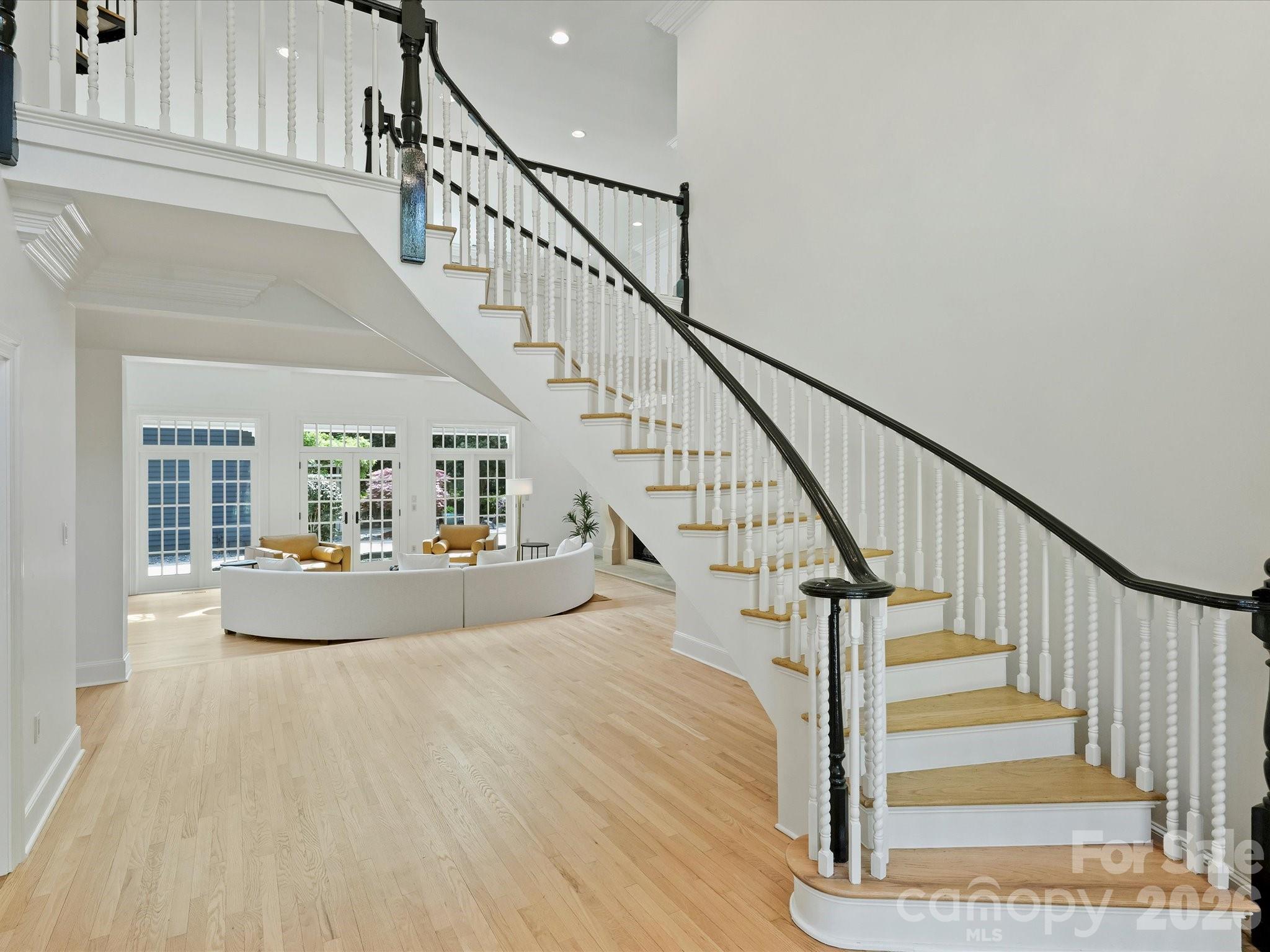 8226 Fairview Road Charlotte, NC 28226 - Photo 3 of 48 Gallery Image 3