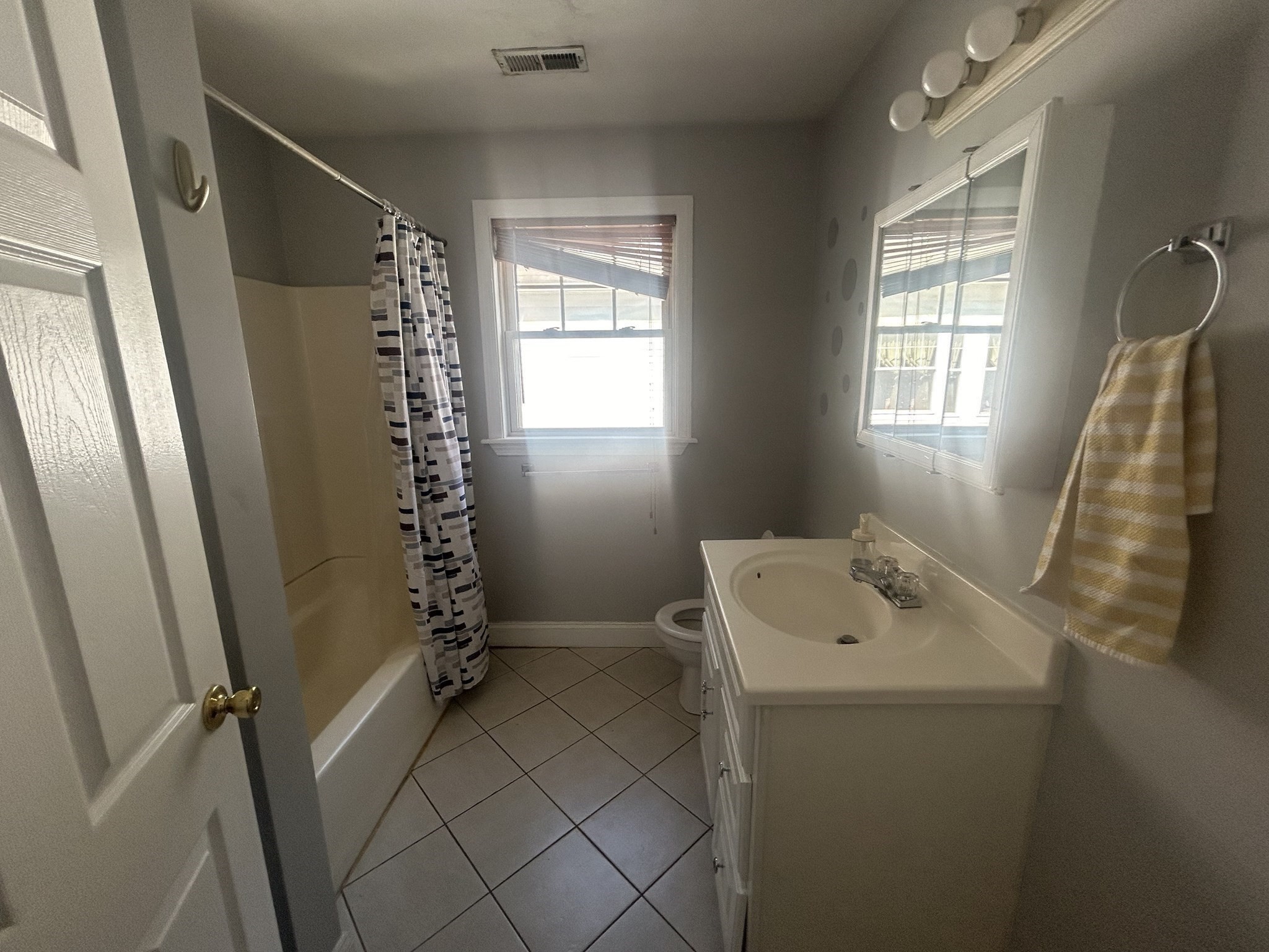 7 Carlford Road Boston, MA 02130 - Photo 18 of 19 Gallery Image 18