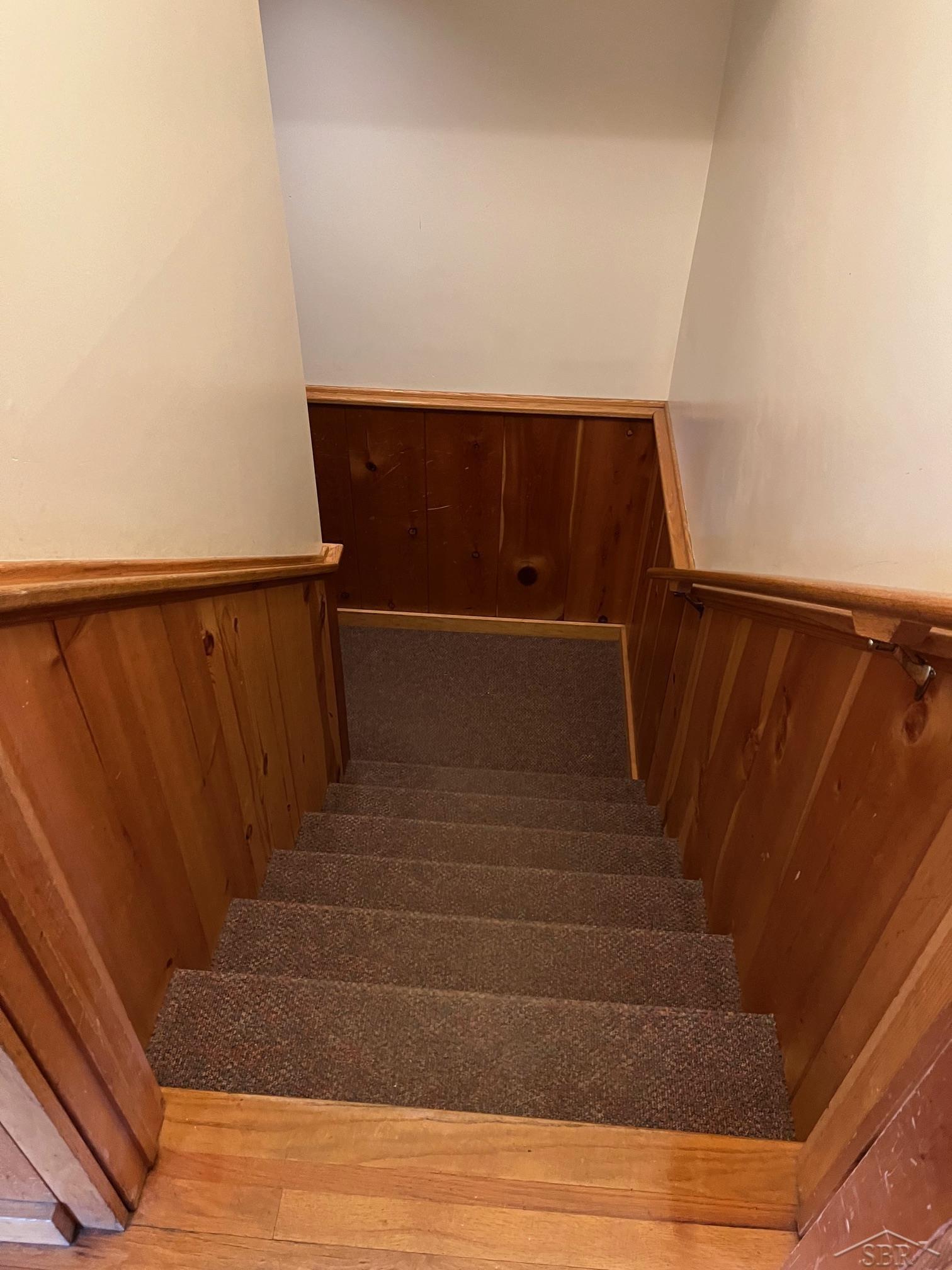 3662 Hackett Road Saginaw, MI 48603 - Photo 39 of 61 Split stairs to two large dormer Bedrooms and right stairway to remaining 4 Bedrooms.