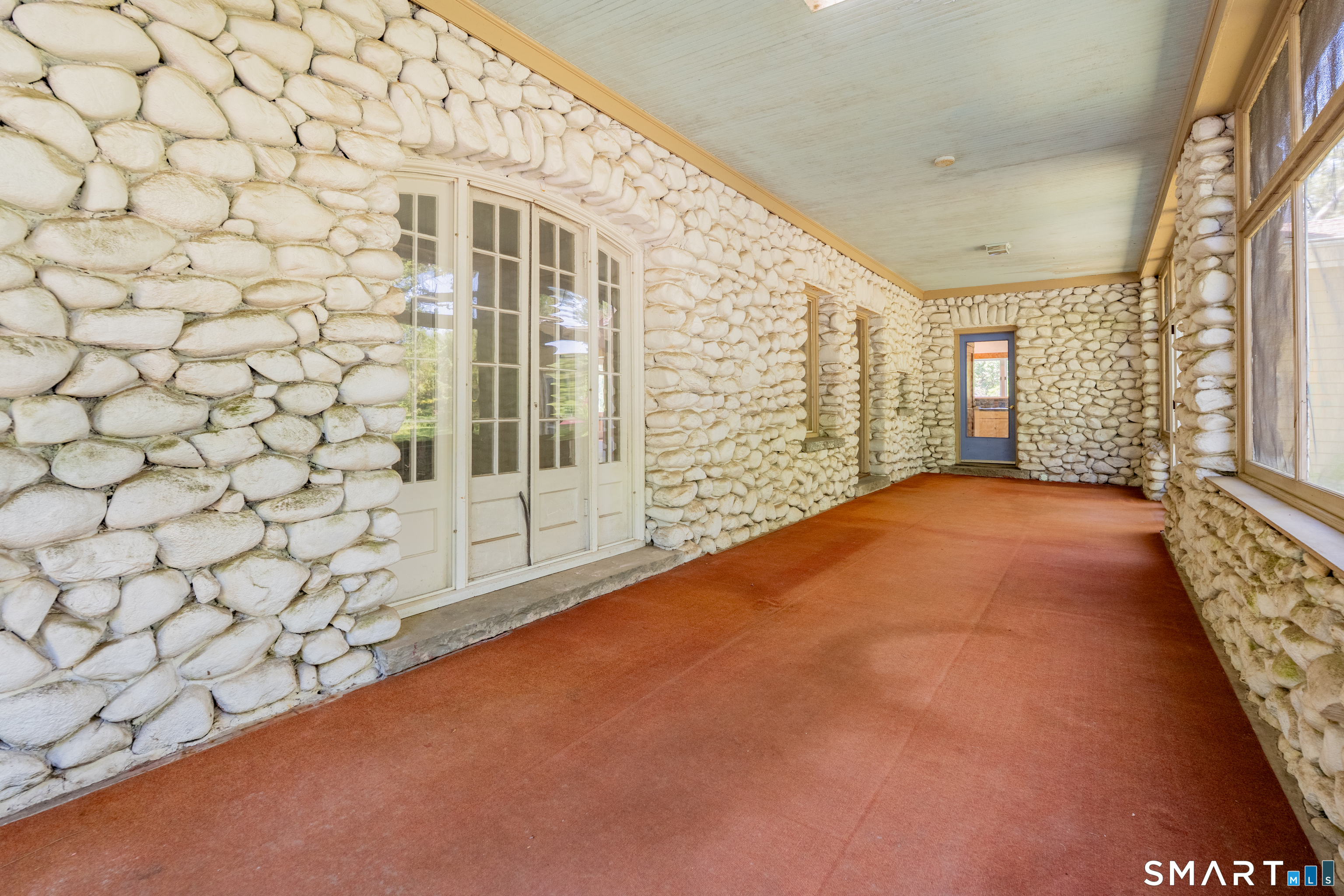 95 Beecher Road Woodbridge, CT 06525 - Photo 14 of 39