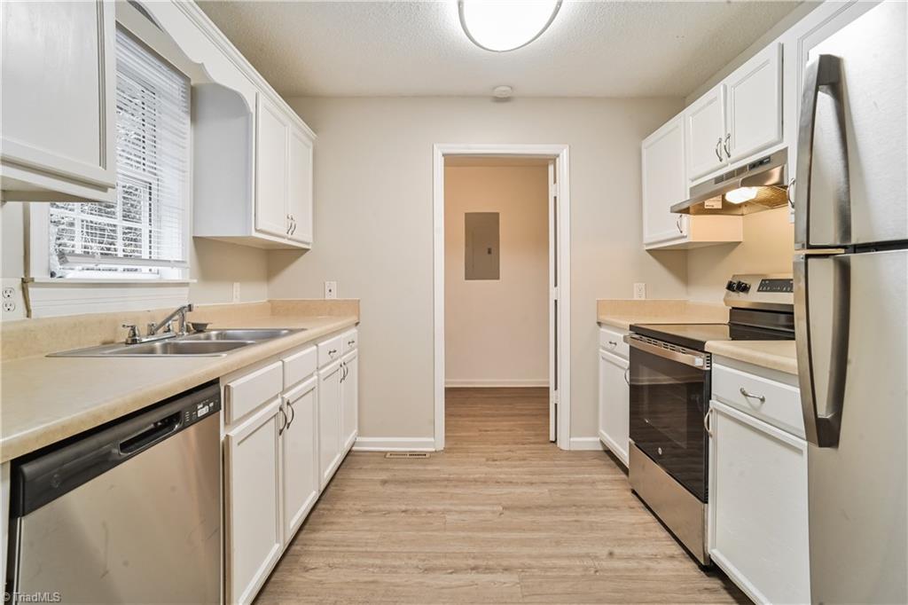 1634 North Hamilton Street High Point, NC 27262 - Photo 6 of 15