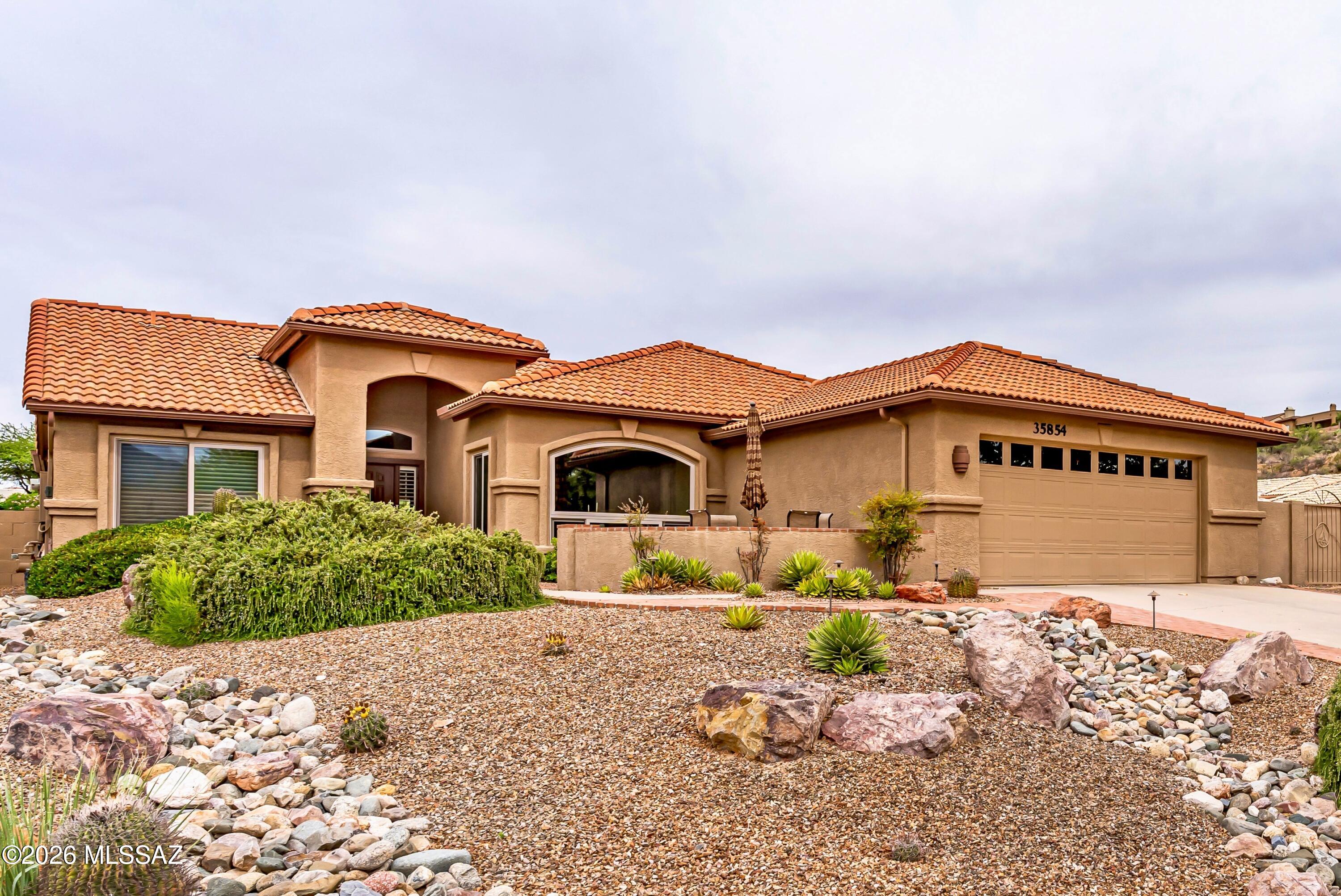 35854 Mesa Ridge Drive Tucson, AZ 85739 - Photo 3 of 37