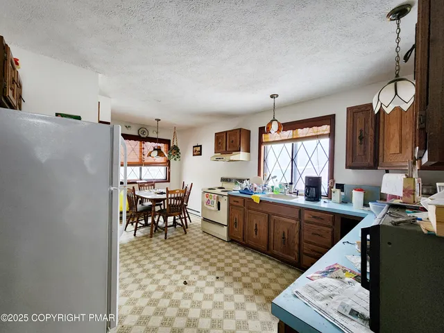 $149,999 | 1686 Moonbeam Terrace, Tobyhanna, PA 18466