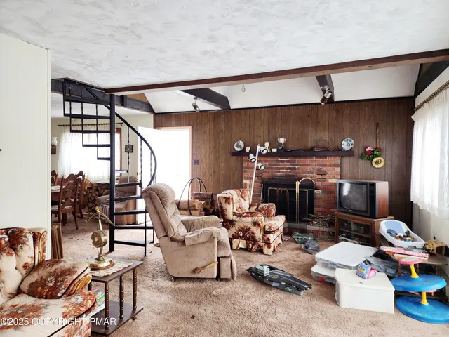 $149,999 | 1686 Moonbeam Terrace, Tobyhanna, PA 18466