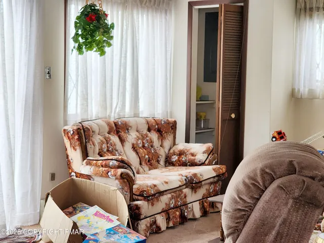 $149,999 | 1686 Moonbeam Terrace, Tobyhanna, PA 18466