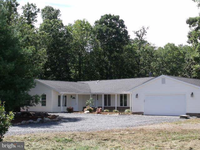 4056 Whiting Road Marshall, VA 20115 - Photo 1 of 30 Exterior (Front)