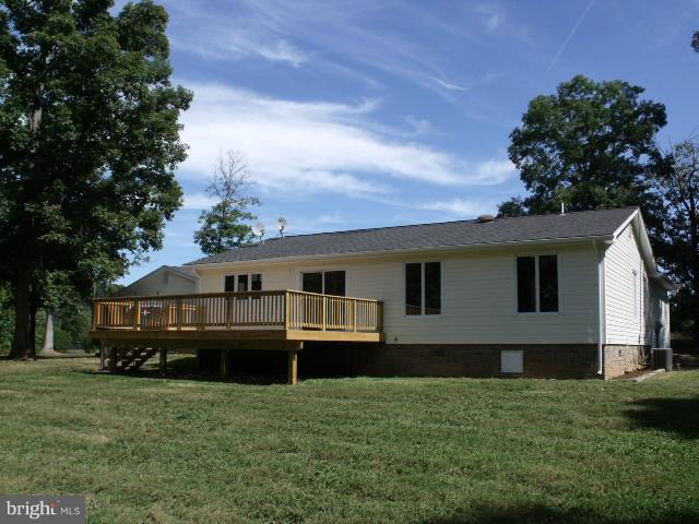 4056 Whiting Road Marshall, VA 20115 - Photo 14 of 30 Exterior (Rear)