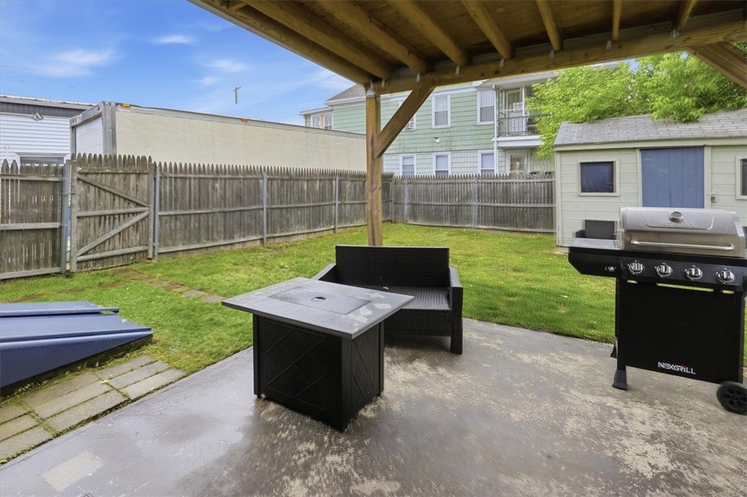 20 Oakton Street Woonsocket, RI 02895 - Photo 13 of 24