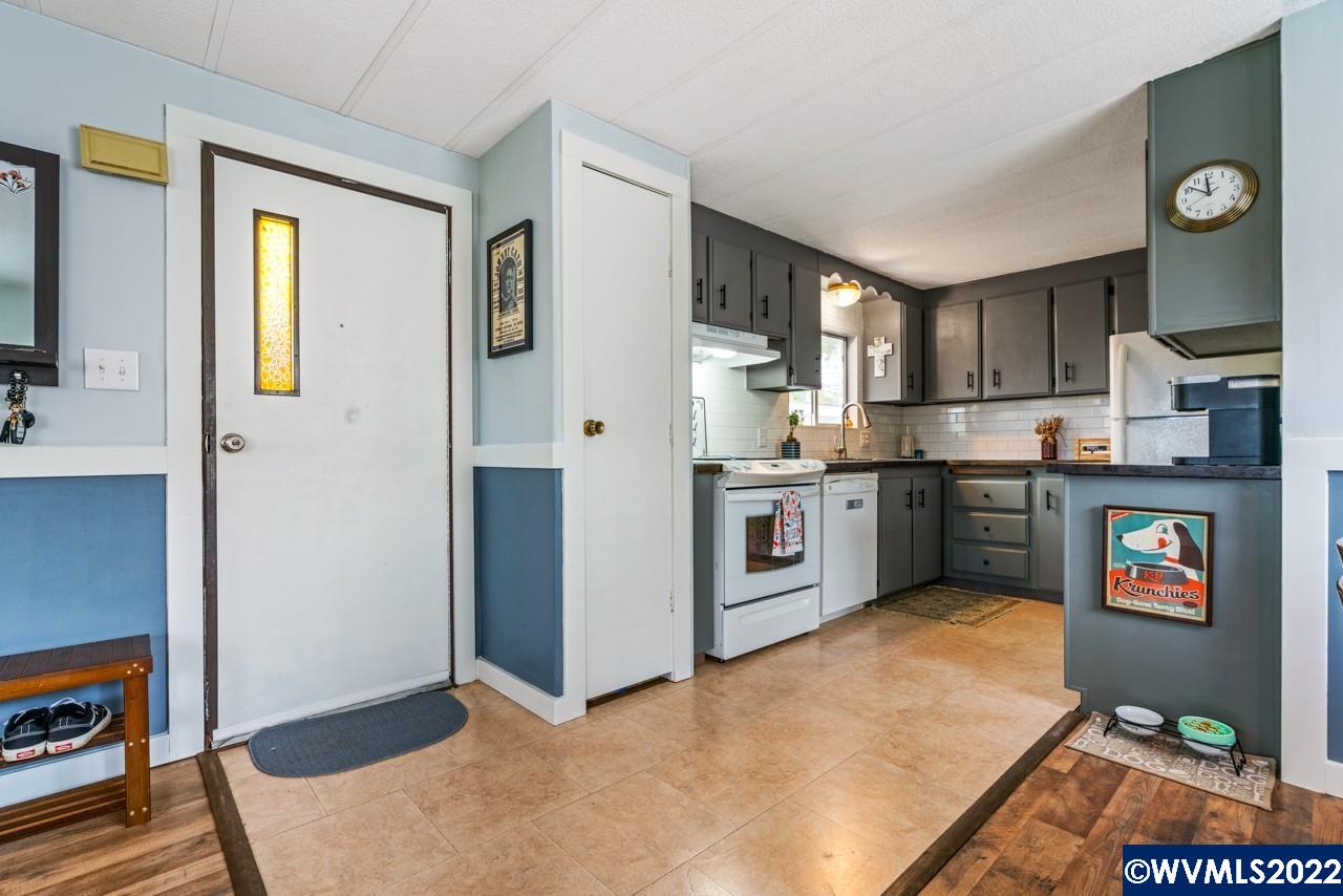 9195 Portland Road Northeast, Unit 37 Salem, OR 97305 - Photo 7 of 15