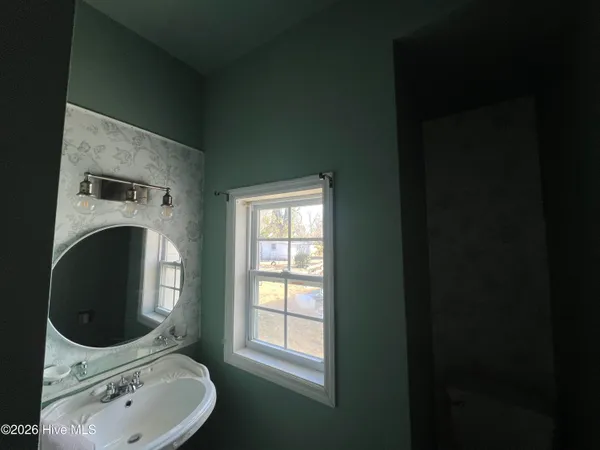 $165,000 | 915 St David Street, Tarboro, NC 27886