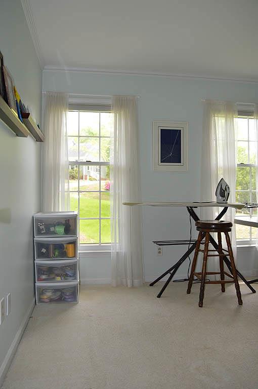 121 Sandymead Road Matthews, NC 28105 - Photo 3 of 24 Gallery Image 3