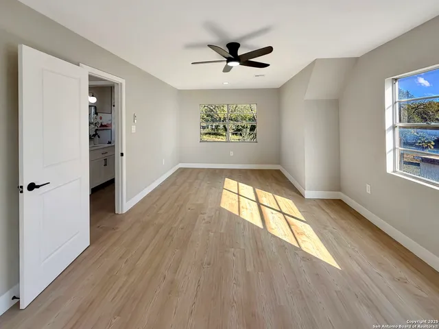 $419,900 | 351 Ave Maria Drive, San Antonio, TX 78216