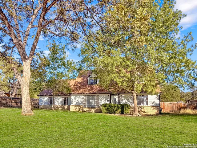 $419,900 | 351 Ave Maria Drive, San Antonio, TX 78216