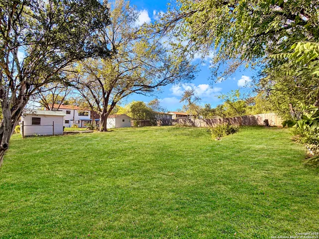 $419,900 | 351 Ave Maria Drive, San Antonio, TX 78216