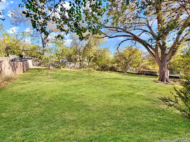 $419,900 | 351 Ave Maria Drive, San Antonio, TX 78216