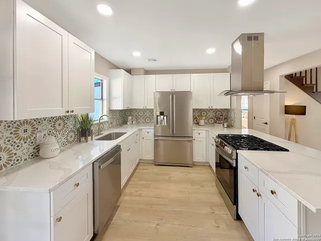 $419,900 | 351 Ave Maria Drive, San Antonio, TX 78216