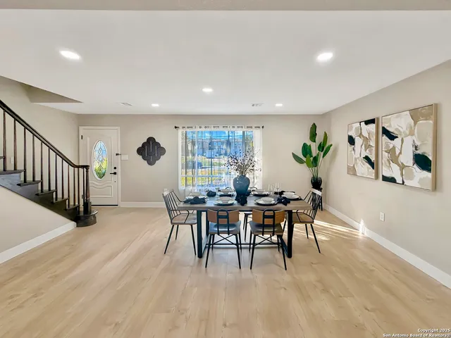 $419,900 | 351 Ave Maria Drive, San Antonio, TX 78216