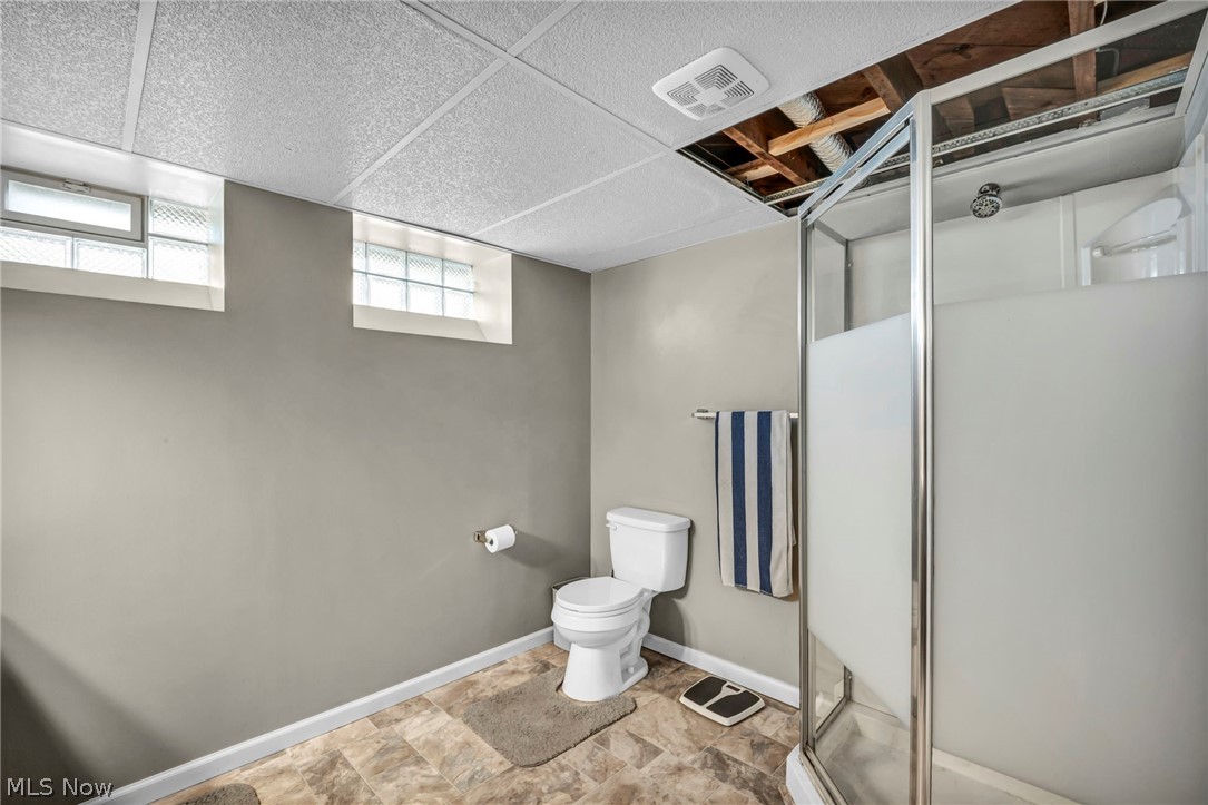 28815 Alton Road Wickliffe, OH 44092 - Photo 20 of 23