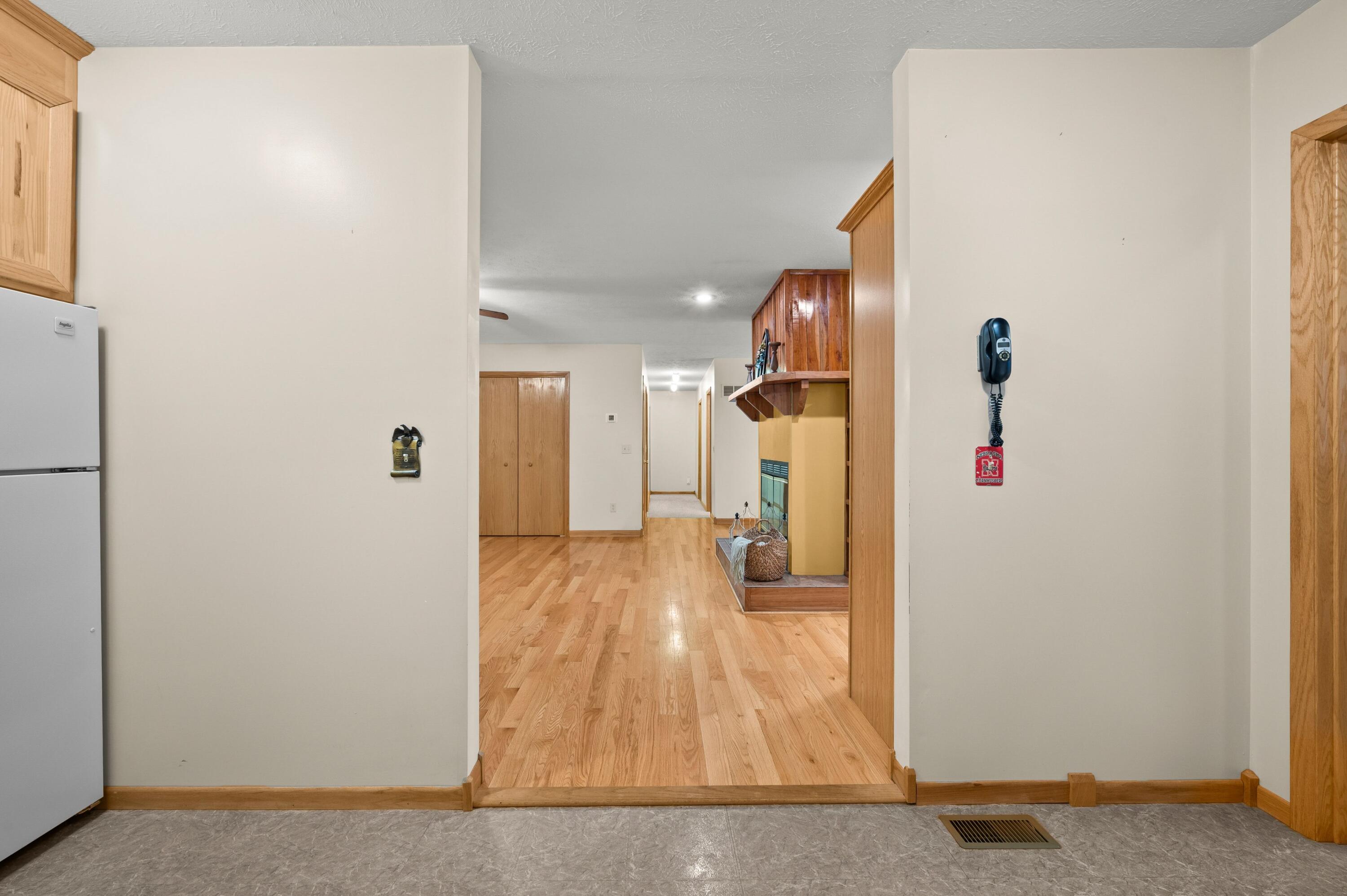 55704 Penn Road Cassopolis, MI 49031 - Photo 6 of 50 31DSC_3652