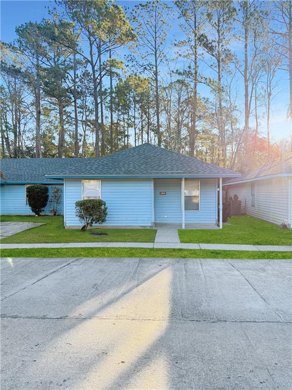 104 Village Drive Slidell, LA 70461 - Photo 2 of 14