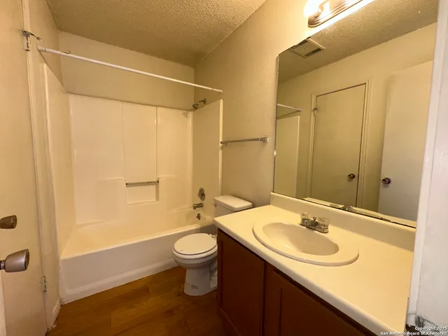 $1,295 | 9933 Ardash Lane, San Antonio, TX 78250