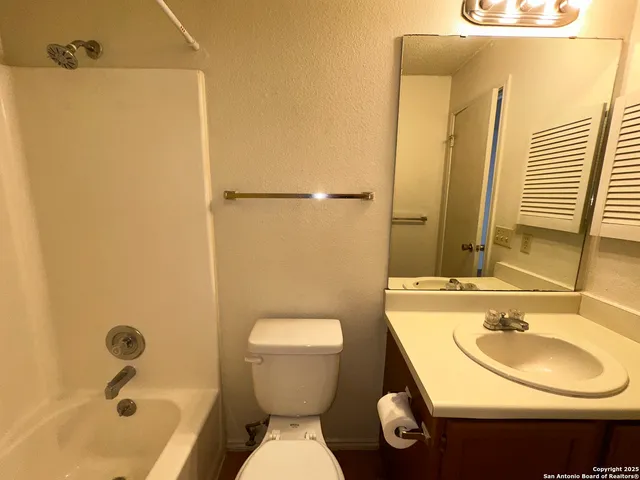 $1,295 | 9933 Ardash Lane, San Antonio, TX 78250