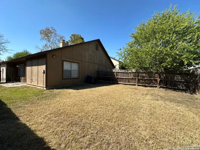 $1,295 | 9933 Ardash Lane, San Antonio, TX 78250