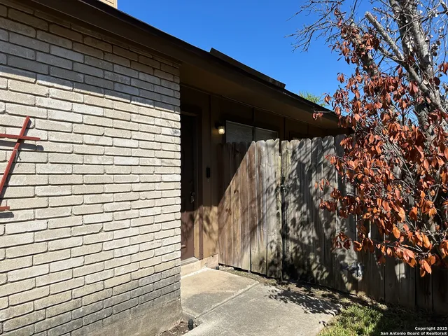 $1,295 | 9933 Ardash Lane, San Antonio, TX 78250