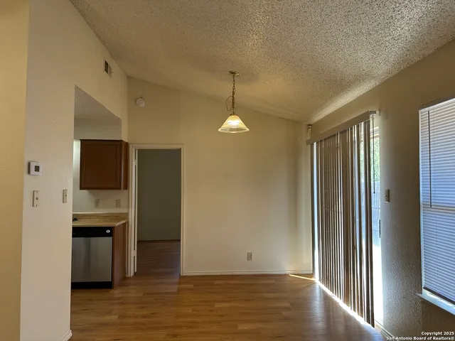 $1,295 | 9933 Ardash Lane, San Antonio, TX 78250