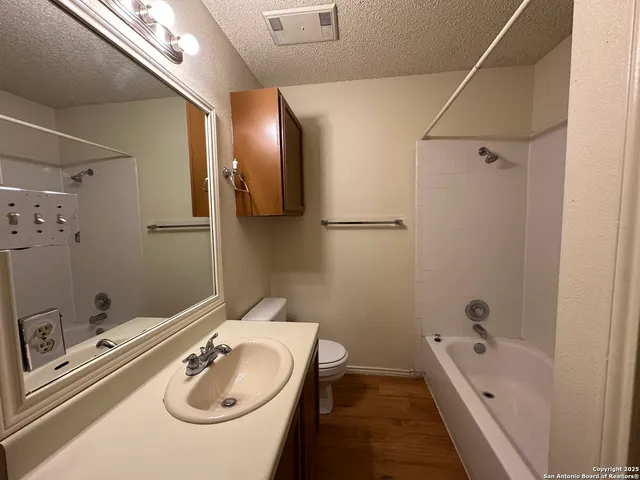 $1,295 | 9933 Ardash Lane, San Antonio, TX 78250