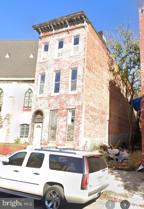 729 North Fremont Ave  