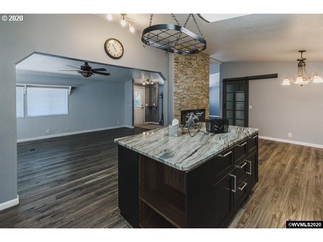 32704 Berlin Road Lebanon, OR 97355 - Photo 5 of 32 Gallery Image 5