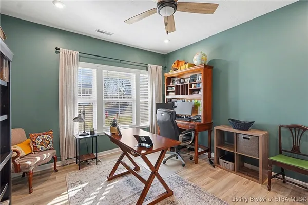 $394,900 | 1210 Sir Barton Court, Memphis, IN 47143