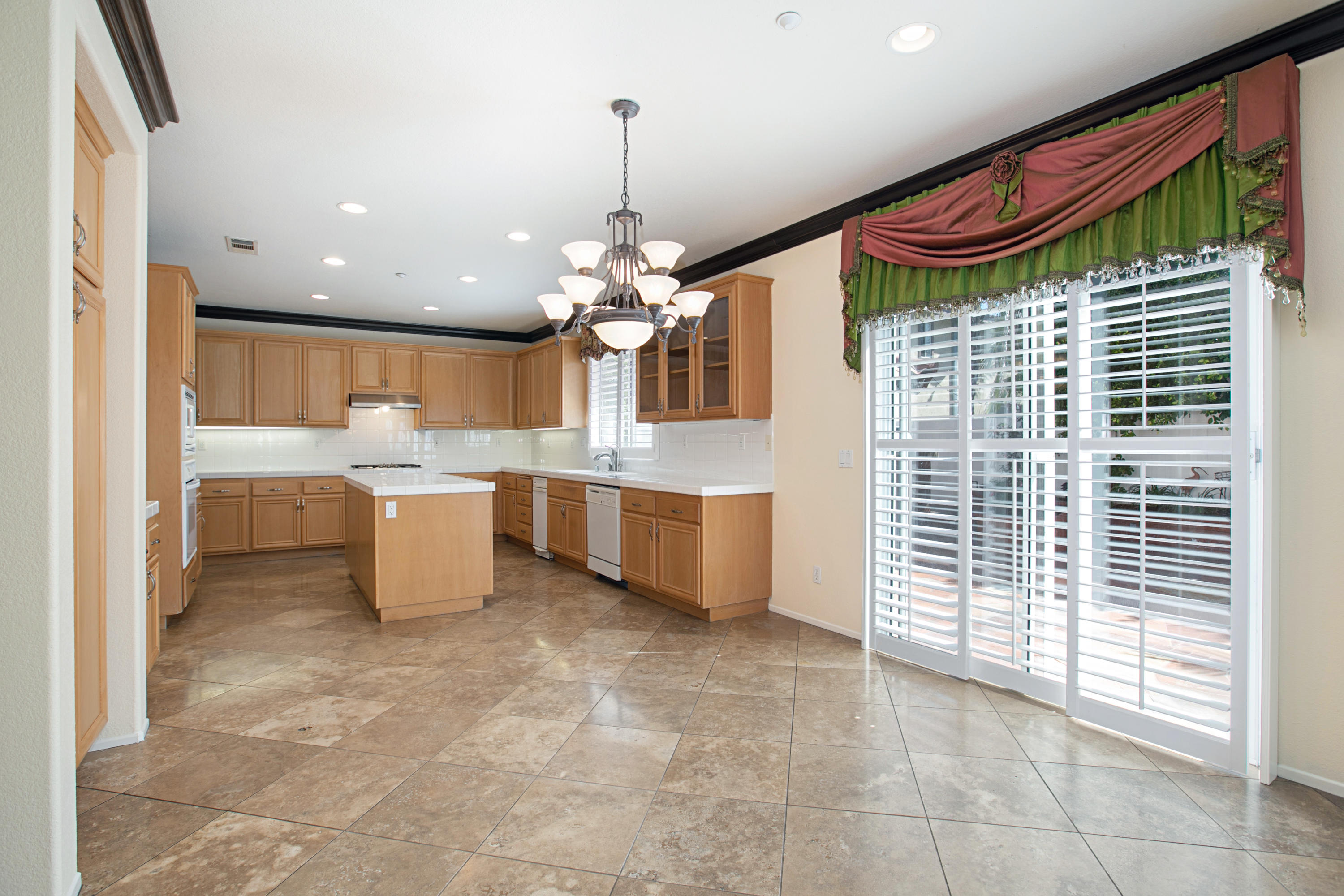 1964 Indiana Drive Oxnard, CA 93036 - Photo 15 of 46