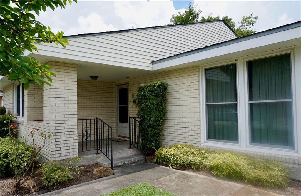 180 Hibiscus Place River Ridge, LA 70123 - Photo 2 of 25 Gallery Image 2