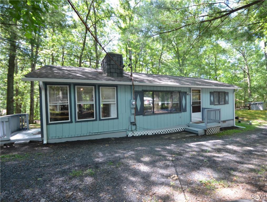 106 Chipmunk Road Bushkill, PA 18324 - Photo 1 of 12 Gallery Image 1