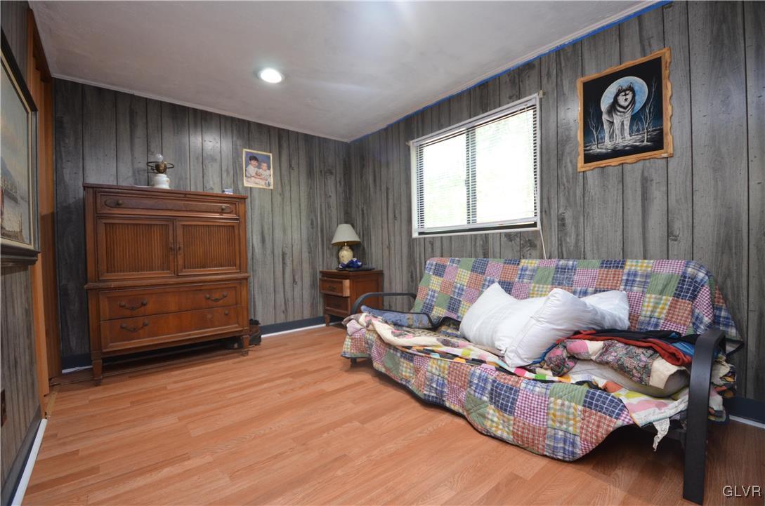 106 Chipmunk Road Bushkill, PA 18324 - Photo 7 of 12 Gallery Image 7