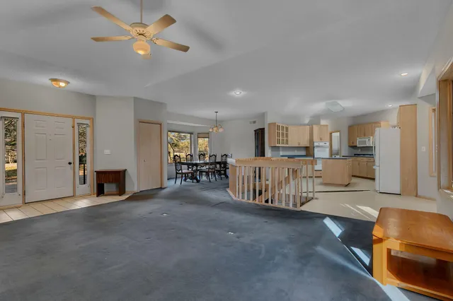 $450,000 | 30702 Melanie Way, St. Joseph, MN 56374