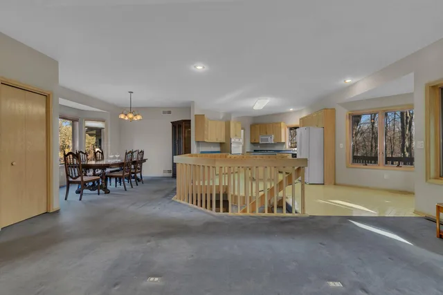 $450,000 | 30702 Melanie Way, St. Joseph, MN 56374