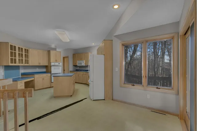 $450,000 | 30702 Melanie Way, St. Joseph, MN 56374