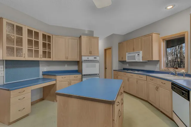 $450,000 | 30702 Melanie Way, St. Joseph, MN 56374