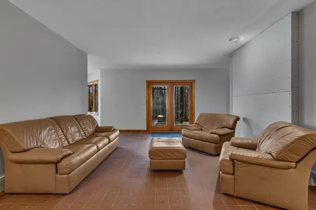 $450,000 | 30702 Melanie Way, St. Joseph, MN 56374