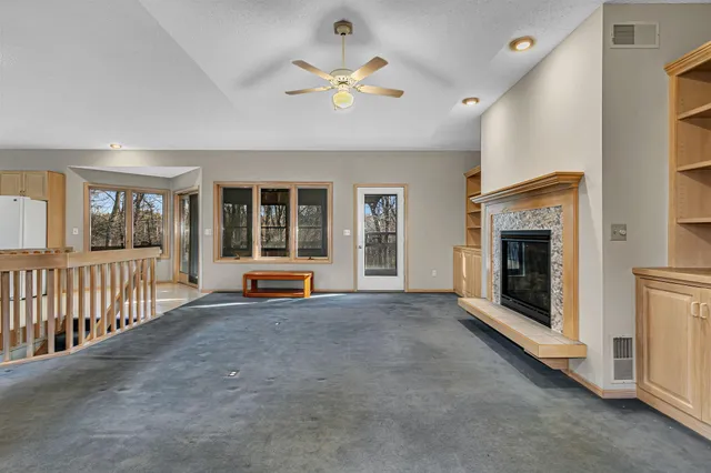 $450,000 | 30702 Melanie Way, St. Joseph, MN 56374