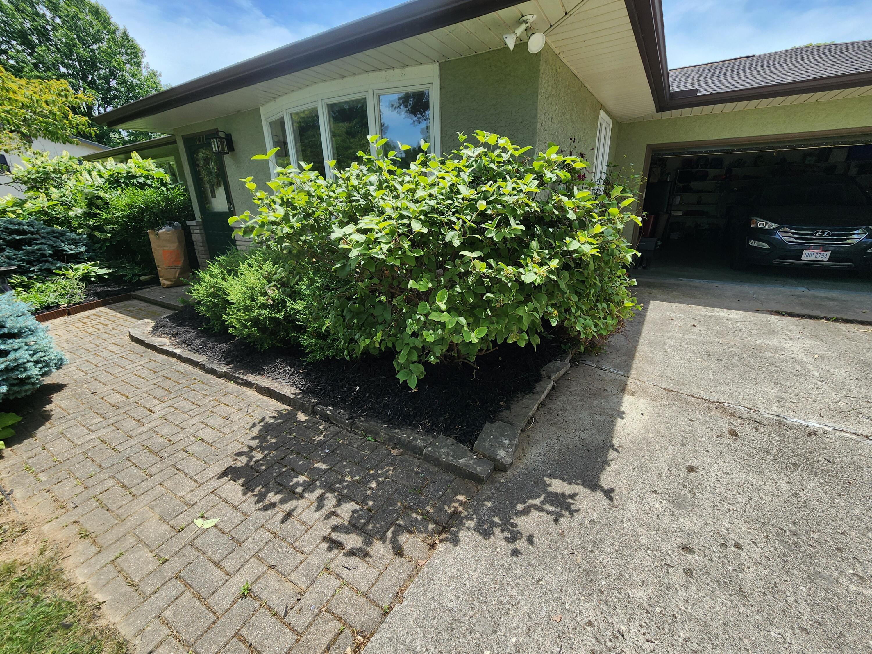 3277 Cross Keys Road Columbus, OH 43232 - Photo 50 of 61 20240601_131239