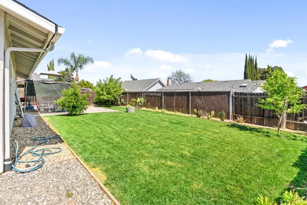 $500,000 | 308 Livingston Avenue, Vacaville, CA 95687