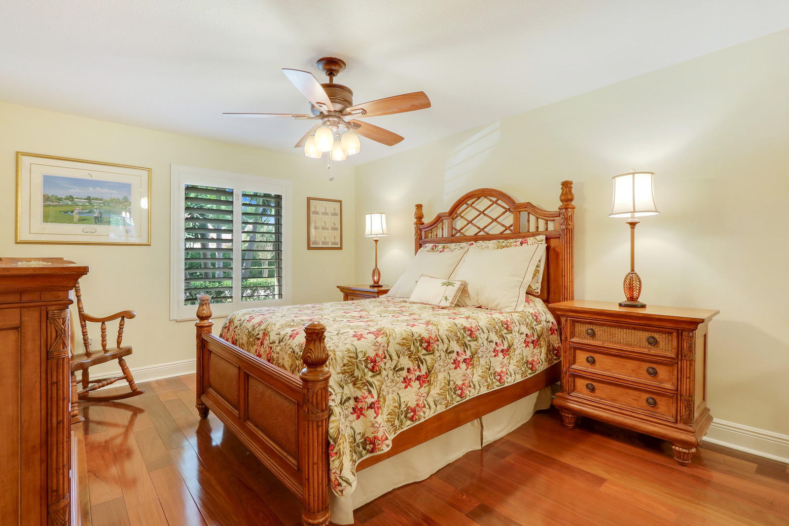 305 Natchez Court Jupiter, FL 33477 - Photo 21 of 37 Guest bedroom