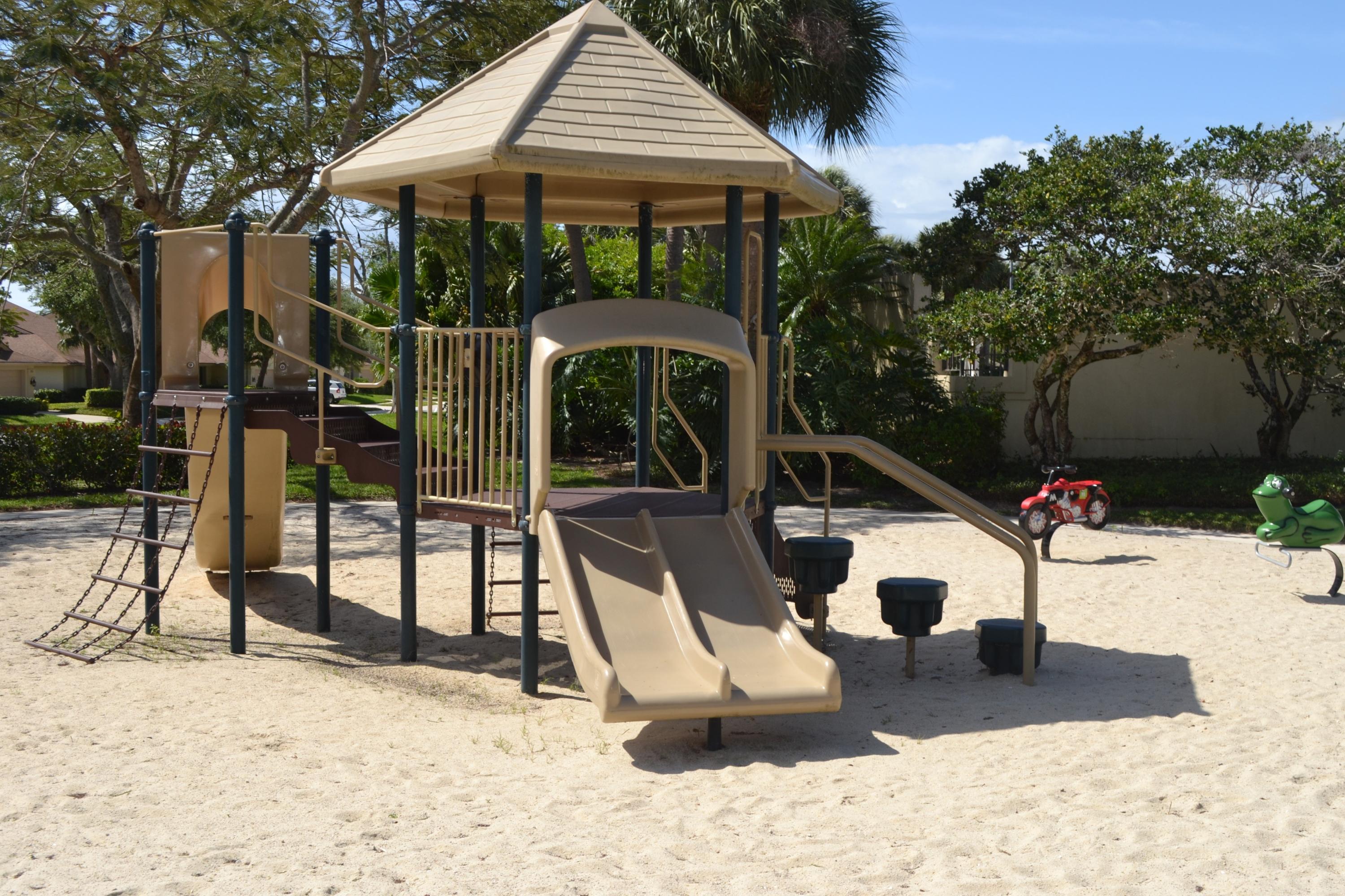 305 Natchez Court Jupiter, FL 33477 - Photo 34 of 37 Playground