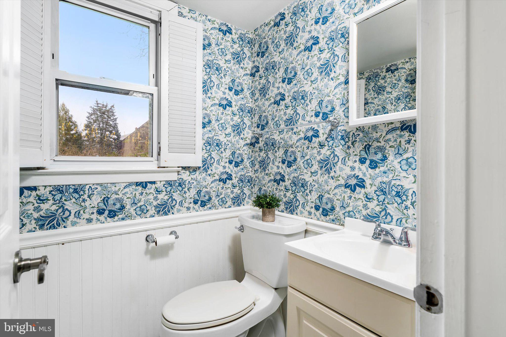 22 Hoffman Drive Hamilton, NJ 08690 - Photo 15 of 34 a bathroom with a toilet and a sink