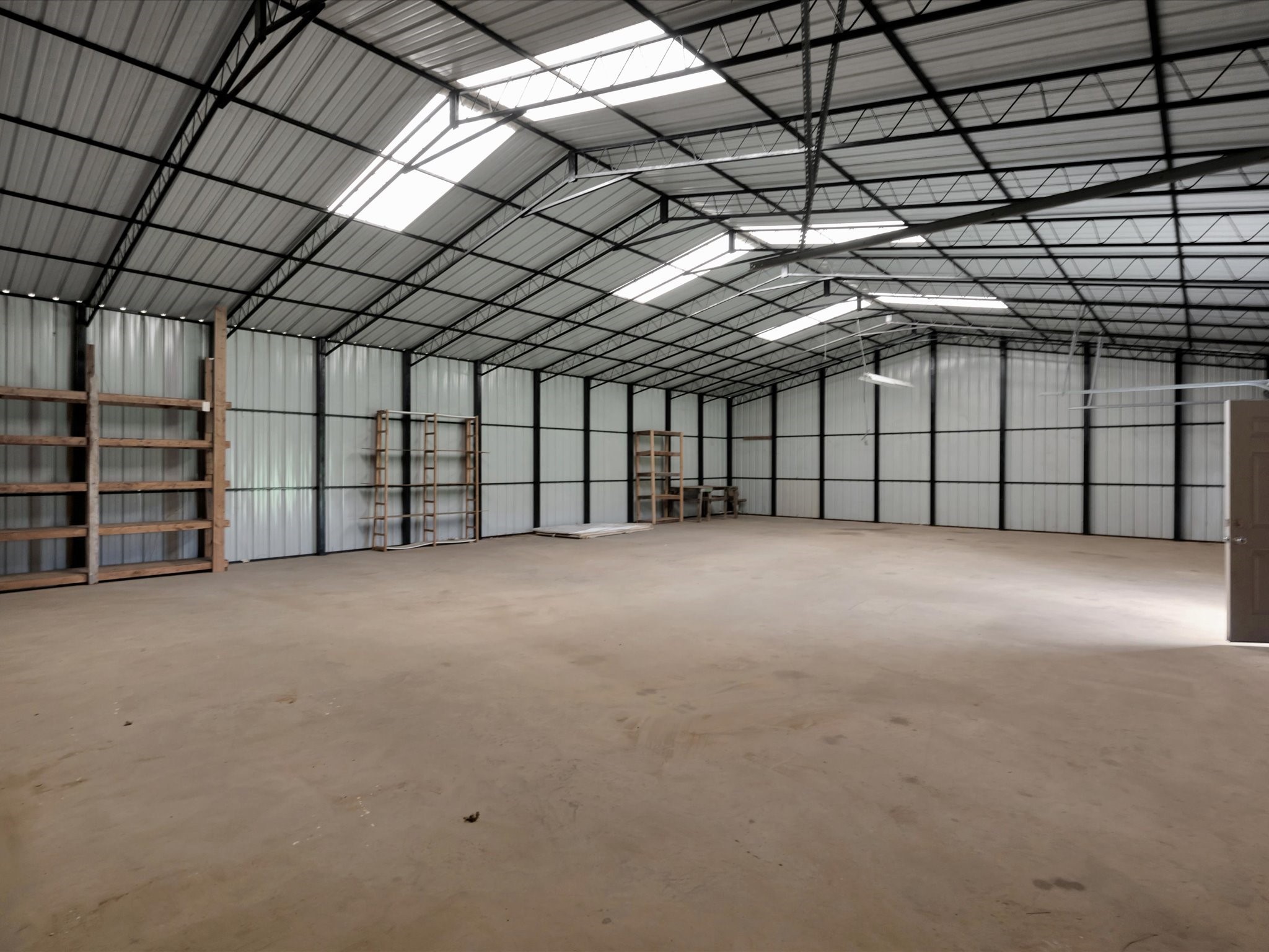 287 Highway 287 South Chester, TX 75936 - Photo 5 of 9 a view of a empty room
